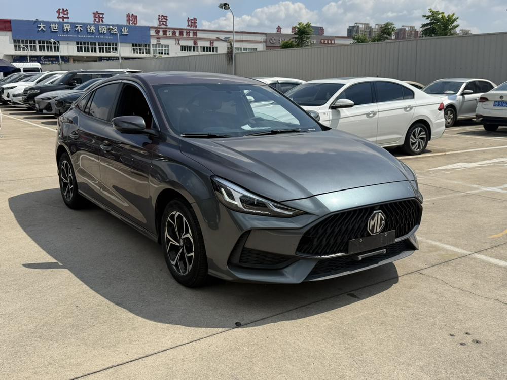 MG5 2022 180DVVT CVT Youth Luxury – фото 3