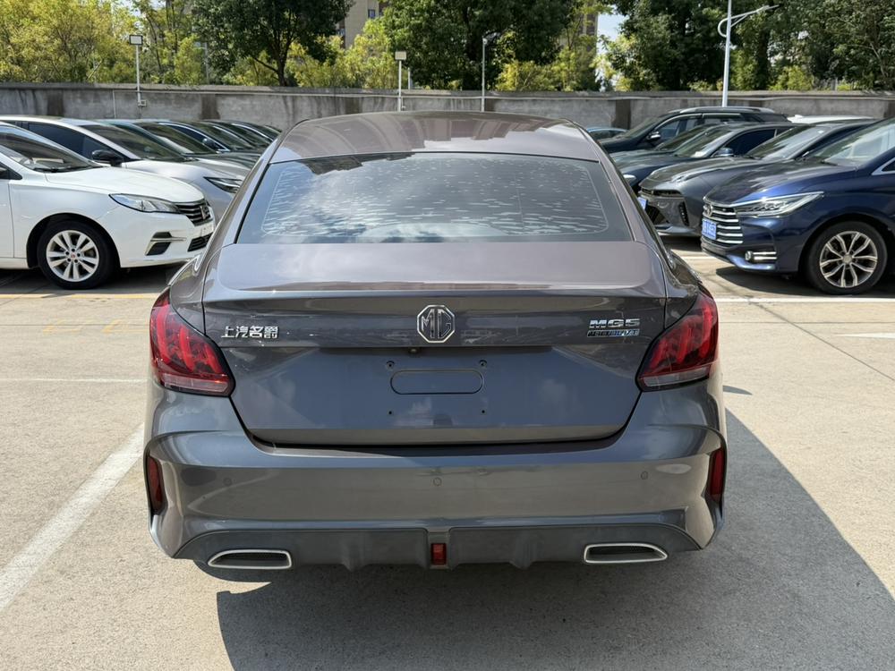 MG5 2022 180DVVT CVT Youth Luxury – фото 5
