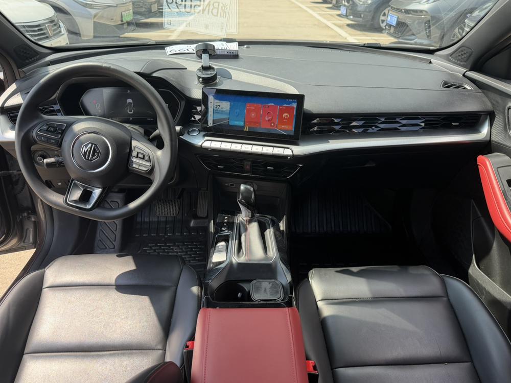 MG5 2022 180DVVT CVT Youth Luxury – фото 7