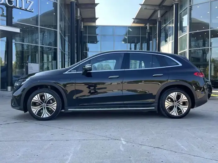 Mercedes-Benz EQE SUV 2024 Model EQE SUV 500 4MATIC Deluxe Edition – фото 3