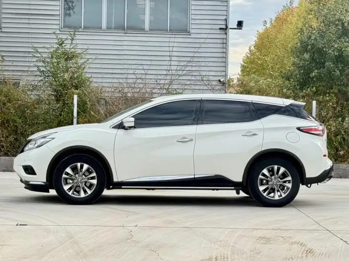 Nissan Murano 2021 Model 2.5L XL 2WD Smart Connect Deluxe Edition – фото 4