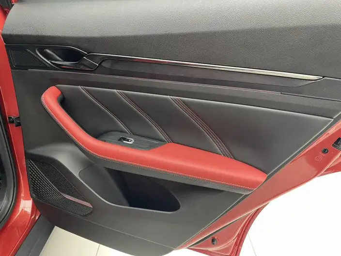 Emgrand S 2021 Model 1.4T CVT Noble Model – фото 5