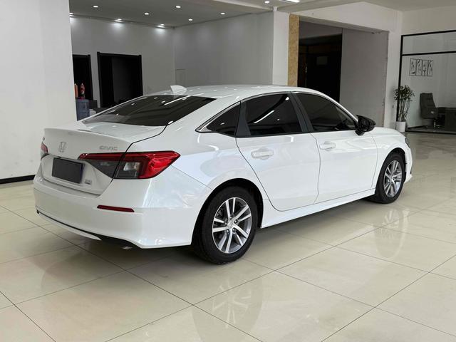 Honda Civic 2022 240TURBO CVT Dynamic – фото 6