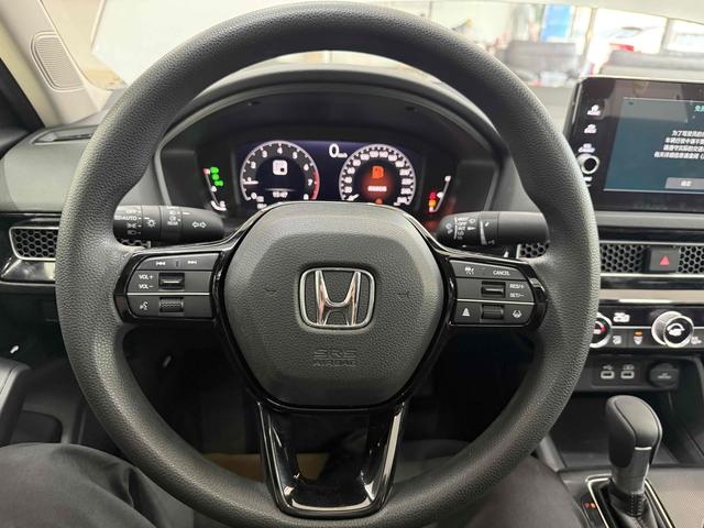 Honda Civic 2022 240TURBO CVT Dynamic – фото 13