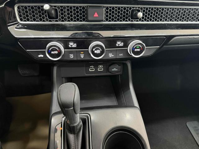 Honda Civic 2022 240TURBO CVT Dynamic – фото 15