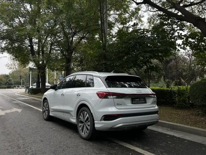 Audi Q4 e-tron 2024 Model 40 e-tron Chuangxing Edition – фото 4