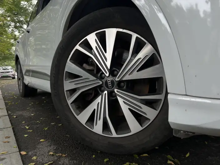 Audi Q4 e-tron 2024 Model 40 e-tron Chuangxing Edition – фото 6