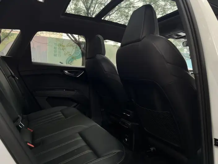 Audi Q4 e-tron 2024 Model 40 e-tron Chuangxing Edition – фото 9