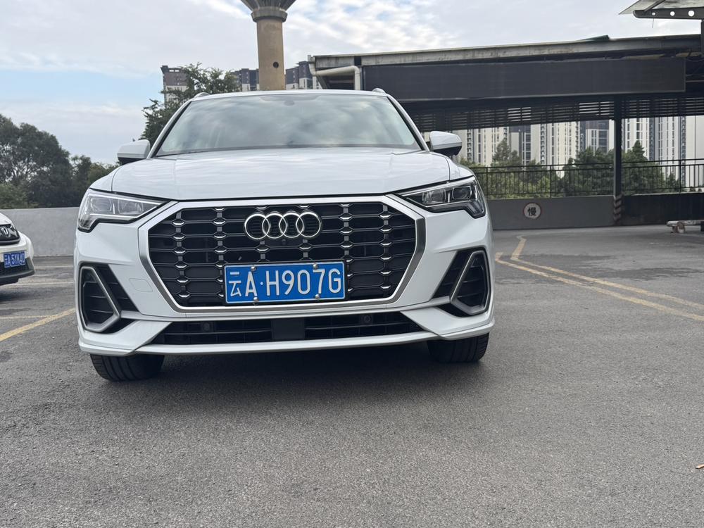 AUDI Q3 Модель 2020 года 40 TFSI Fashion Dynamic – фото 2