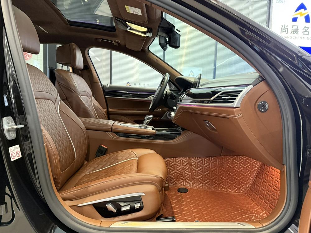 BMW 7 Series 2019 Facelift 740Li xDrive Executive M Sport Package – фото 18