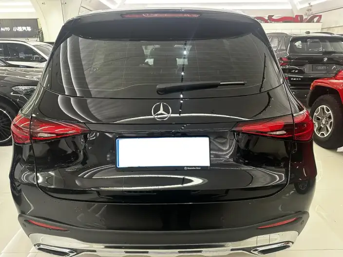 Mercedes-Benz GLC 2024 Model GLC 260 L 4MATIC Luxury Model 5 seat – фото 5