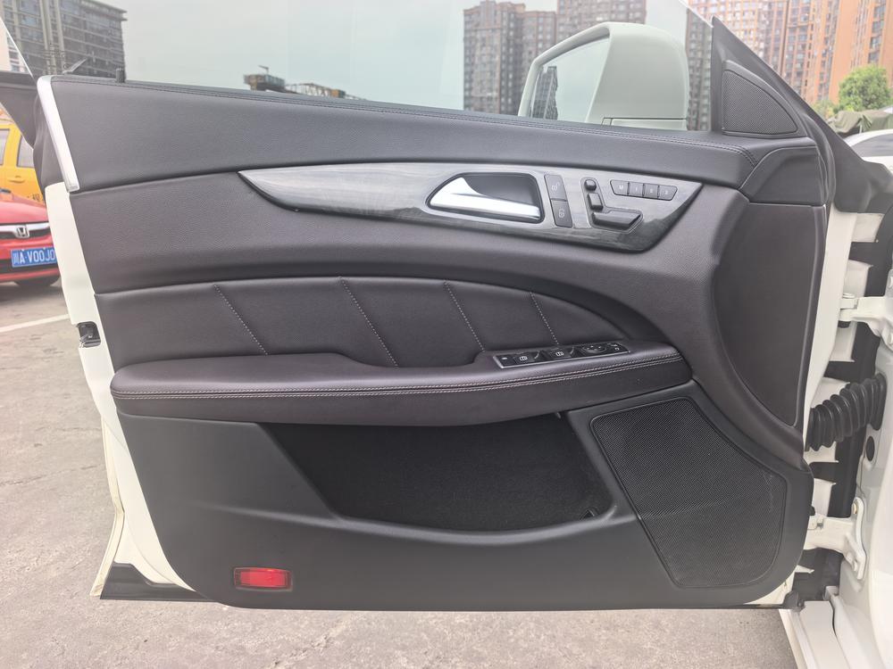 Mercedes-Benz CLS 2012 CLS 300 CGI – фото 16
