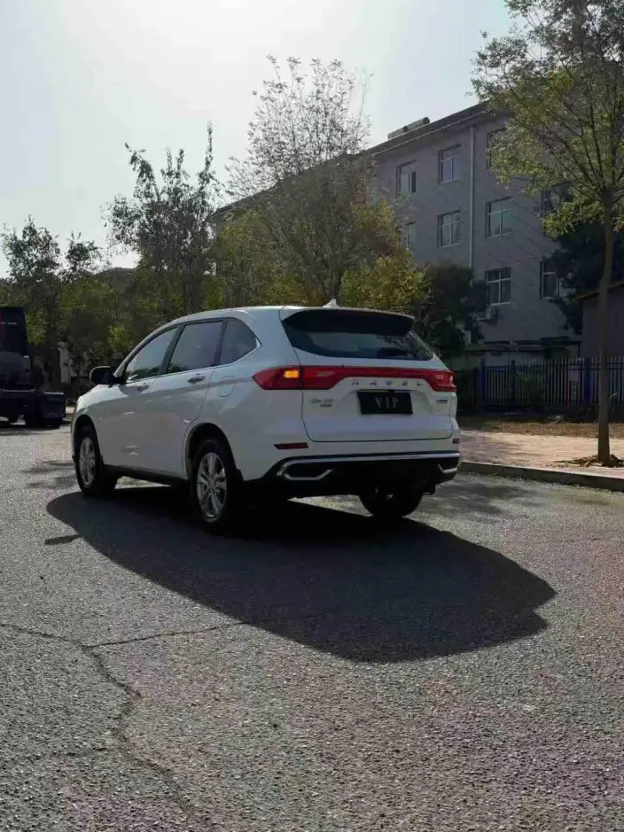 Haval M6 2023 Model PLUS 1.5T Manual Elite Smart Connect Model – фото 4
