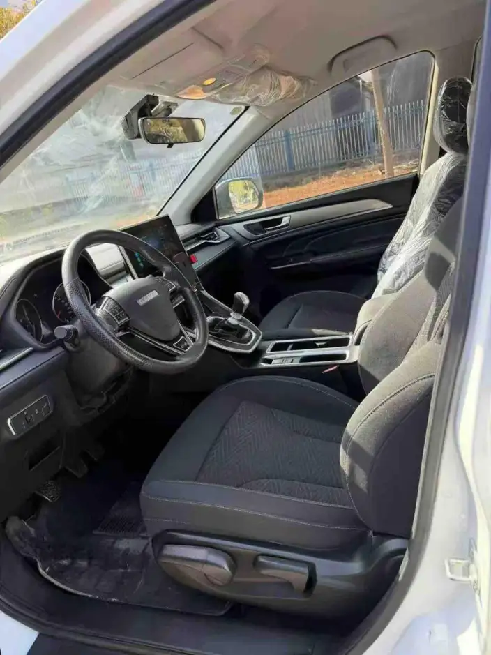 Haval M6 2023 Model PLUS 1.5T Manual Elite Smart Connect Model – фото 9
