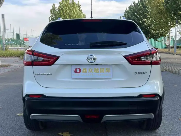 Nissan Qashqai 2022 Model 2.0L XV Smart Edition – фото 5