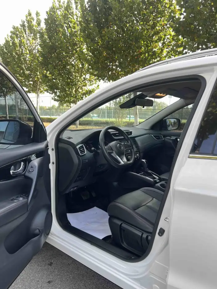 Nissan Qashqai 2022 Model 2.0L XV Smart Edition – фото 10