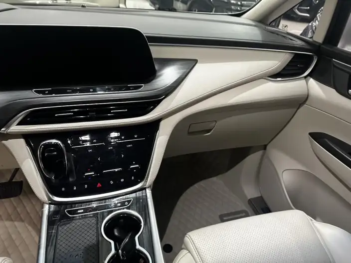 Buick GL8 2021 Model ES Luzun 653T Comfort Model – фото 10