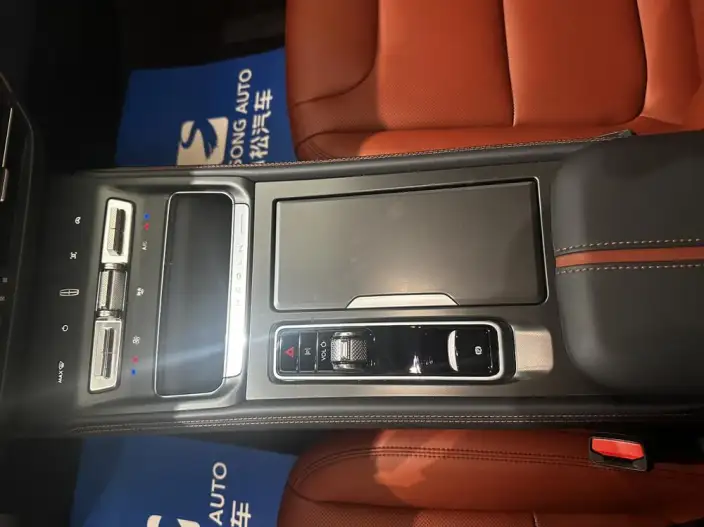 Lincoln Z 2025 Model 2.0T Zun Shang – фото 8
