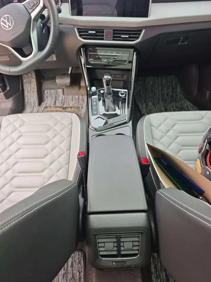 Volkswagen Tayron 2023 Model 280TSI 2WD Luxury Plus Advanced version – фото 9