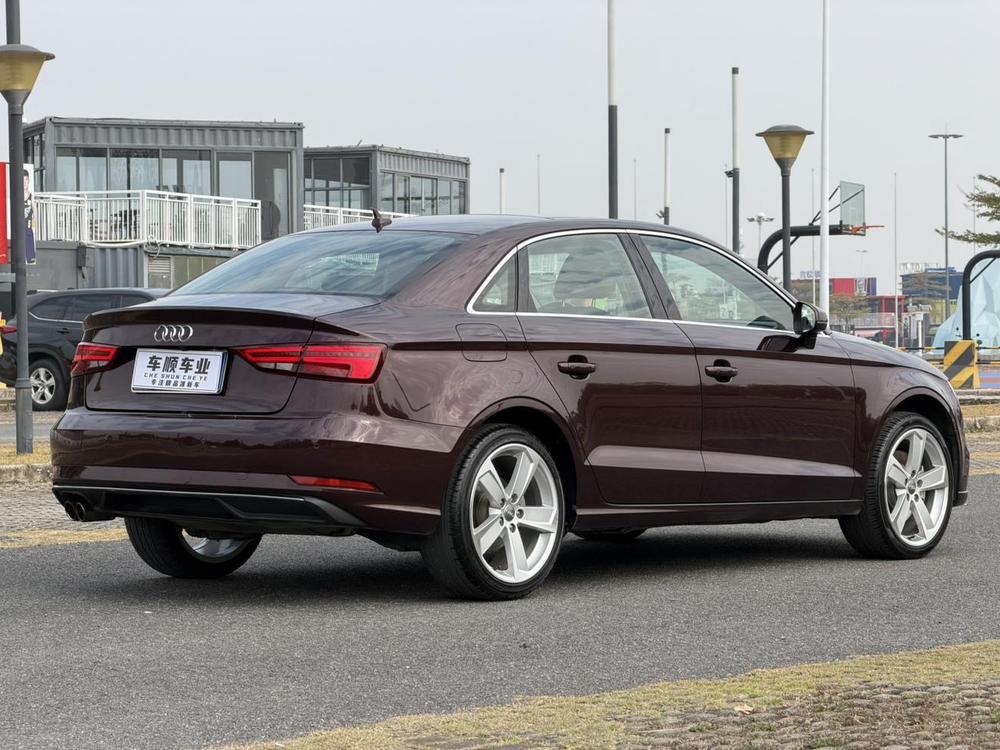 Audi A3 2017 модификация Limousine 40 TFSI Fashion тип – фото 7