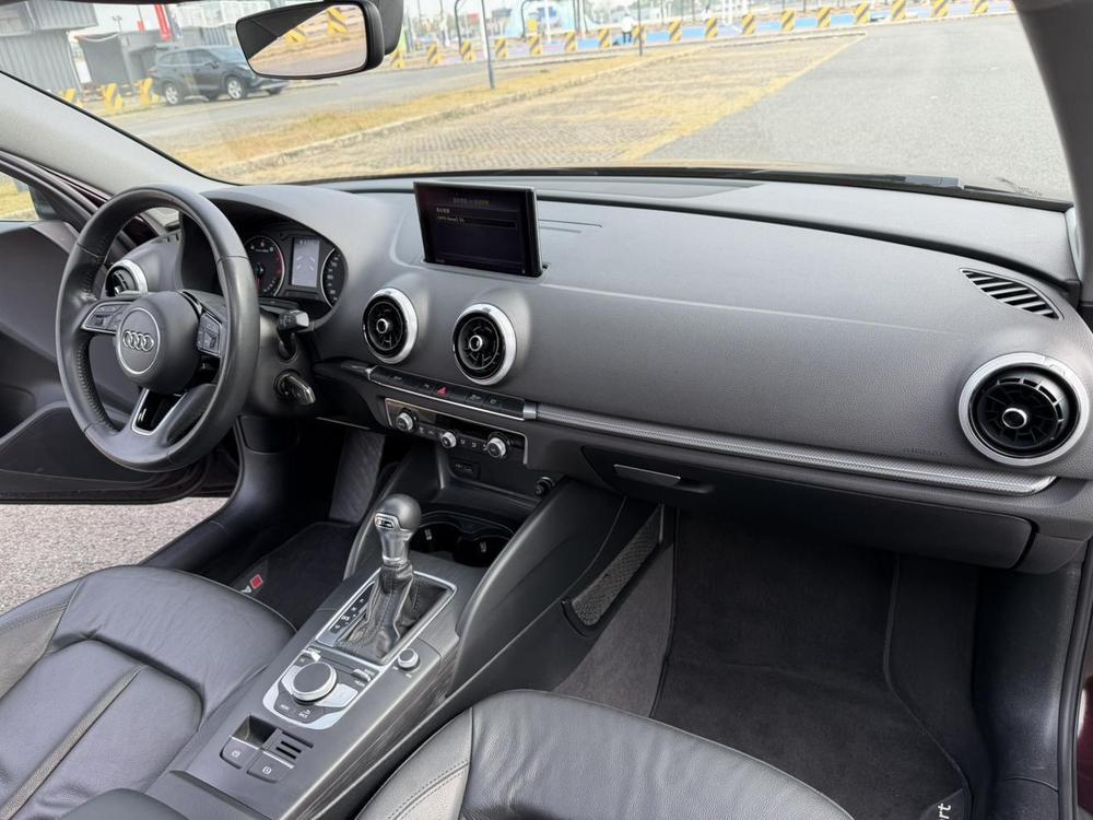 Audi A3 2017 модификация Limousine 40 TFSI Fashion тип – фото 15