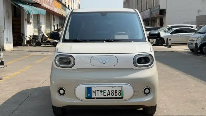 Wuling Hongguang MINIEV 2024 Model 215km Youth Edition Lithium Iron Phosphate – фото 2