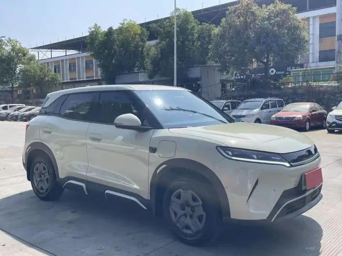 Yuan UP 2025 Model Smart Driving Edition 401KM Vitality Edition – фото 3
