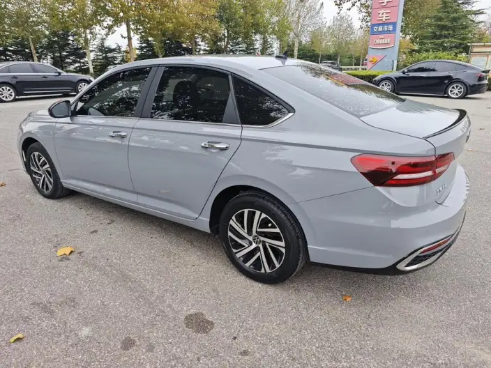 Volkswagen Lavida 2023 Model 280TSI DSG Starry Sky Manyi Edition – фото 4