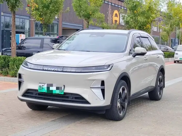 Haval Xiaolong MAX 2025 Model 1.5L Hi4 165 Plus Long Battery Life Pro Edition