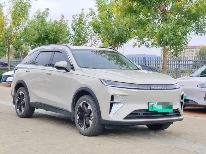 Haval Xiaolong MAX 2025 Model 1.5L Hi4 165 Plus Long Battery Life Pro Edition