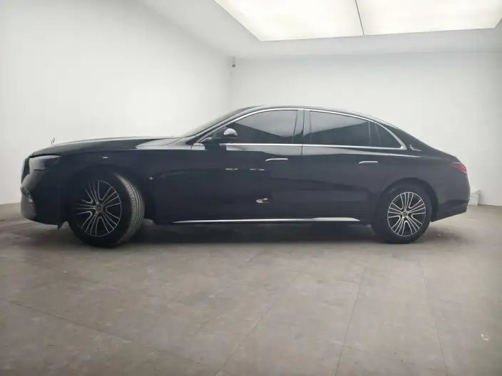 Mercedes-Benz E-Class 2025 Model Facelift E 260 L sedan – фото 3