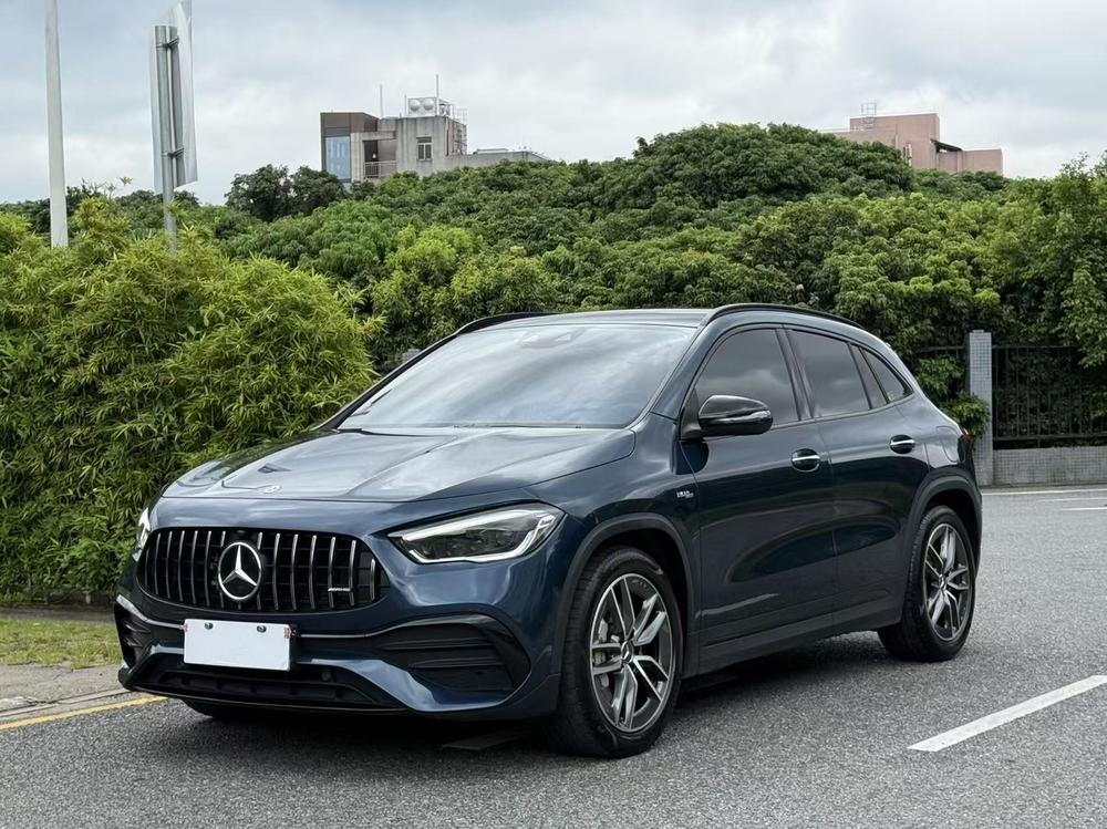Mercedes-Benz GLA AMG 2023 AMG GLA 35 4MATIC – фото 1