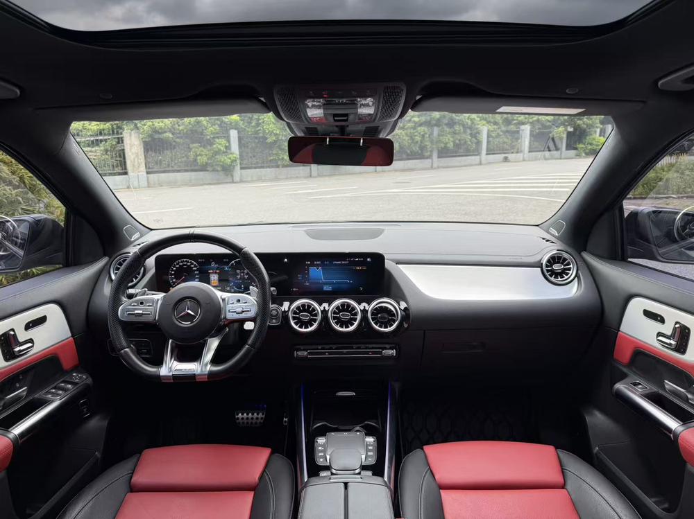 Mercedes-Benz GLA AMG 2023 AMG GLA 35 4MATIC – фото 13