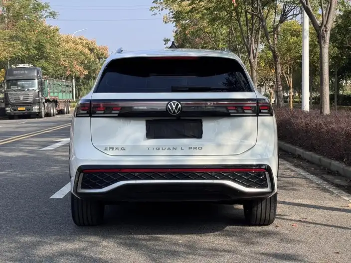 Volkswagen Tiguan L 2024 Model Pro 330TSI 2WD Smart collar Edition – фото 5