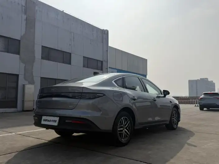 BYD Seal 05DM 2025 Model Smart Driving Edition DM-i 120KM Flagship Model – фото 6