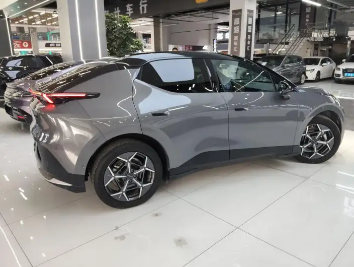 Lynk & Co 20 2025 Model Z20 530km Rear Drive Max – фото 7