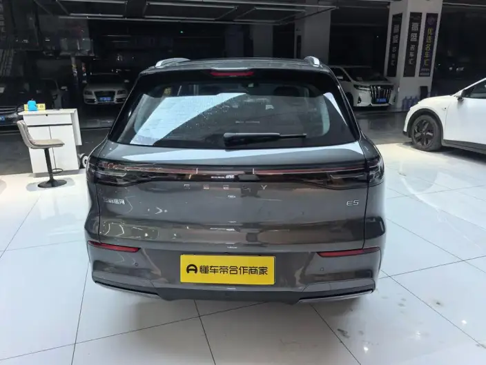 Geely Galaxy E5 2026 Model 610km Tiggo + Edition – фото 5