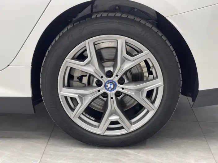 BMW i3 2023 Model eDrive35L – фото 9