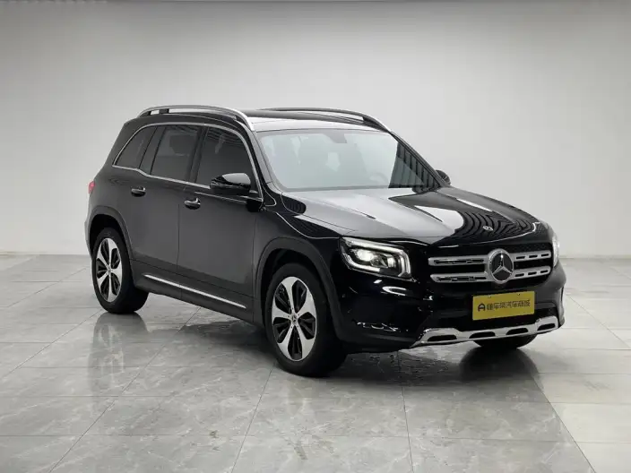 Mercedes-Benz GLB 2023 Model GLB 220 Fashion Model – фото 3