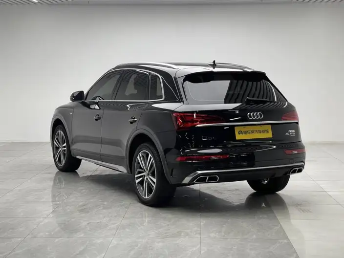 Audi Q5L 2022 Model 40T Luxury Dynamic Model – фото 5