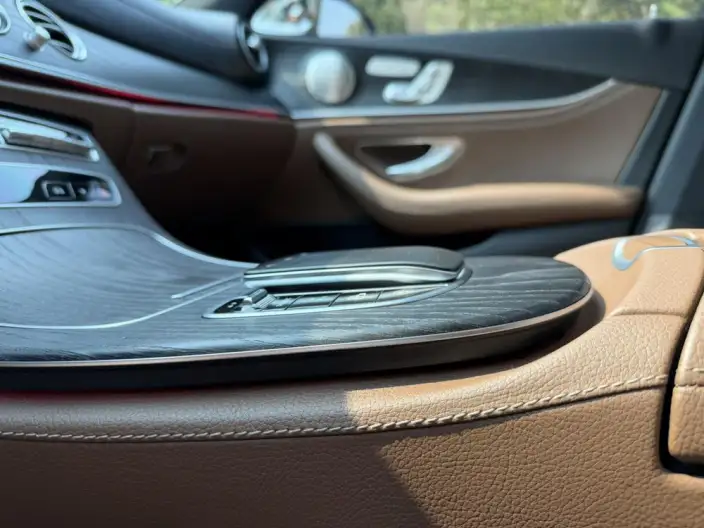 Mercedes-Benz E-Class 2023 Model Facelift E 300 L Luxury Model Sports sedan – фото 10