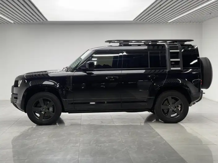 Land Rover Defender 2023 Model Facelift 110 P400 X-Dynamic HSE