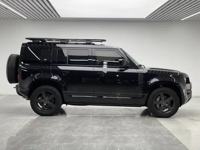 Land Rover Defender 2023 Model Facelift 110 P400 X-Dynamic HSE – фото 8