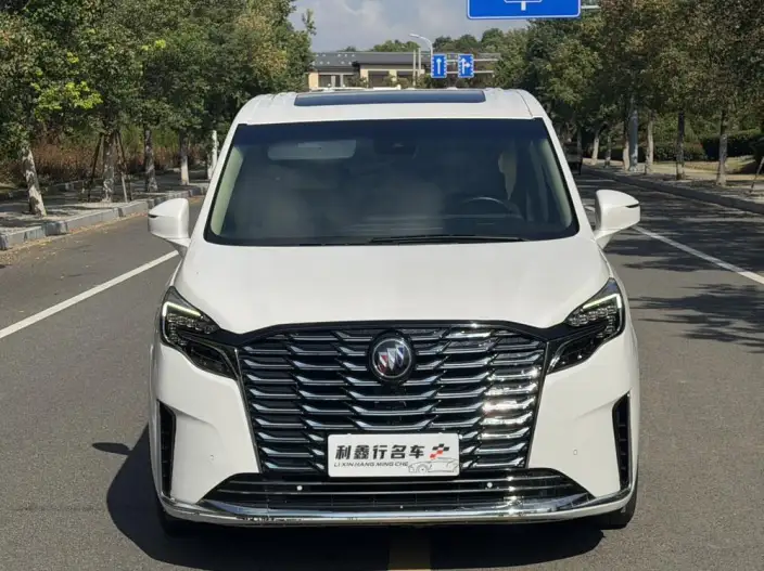 Buick GL8 2022 Model ES Luzun 653T Smart Luxury Model