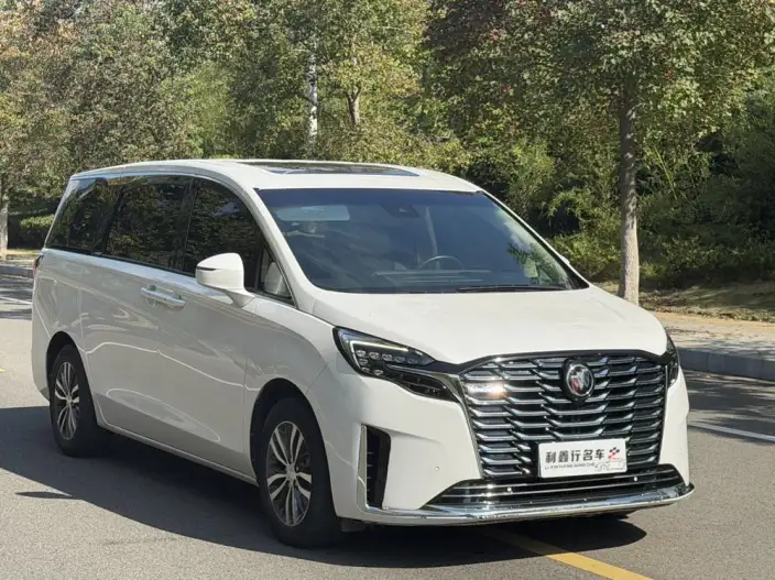 Buick GL8 2022 Model ES Luzun 653T Smart Luxury Model