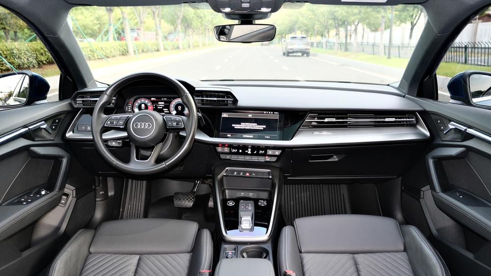 Audi A3 2021 A3L Limousine 35 TFSI Stylish Elegance – фото 11