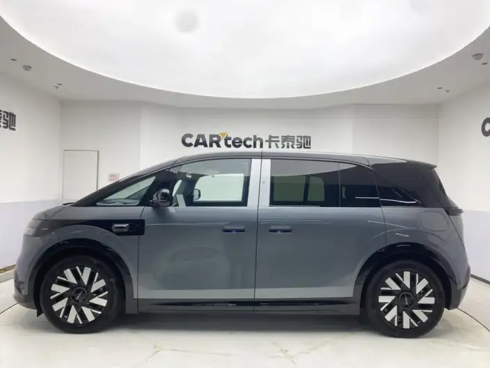 ZEEKR MIX 2025 Model 102kWh Long Battery Life Pro Smart Driving Edition