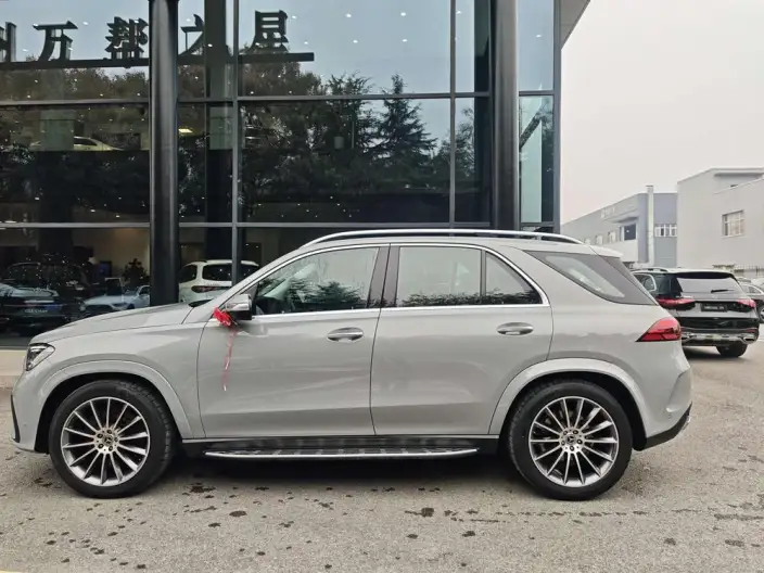Mercedes-Benz GLE Imported 2023 Model GLE 450 4MATIC Dynamic Model – фото 2