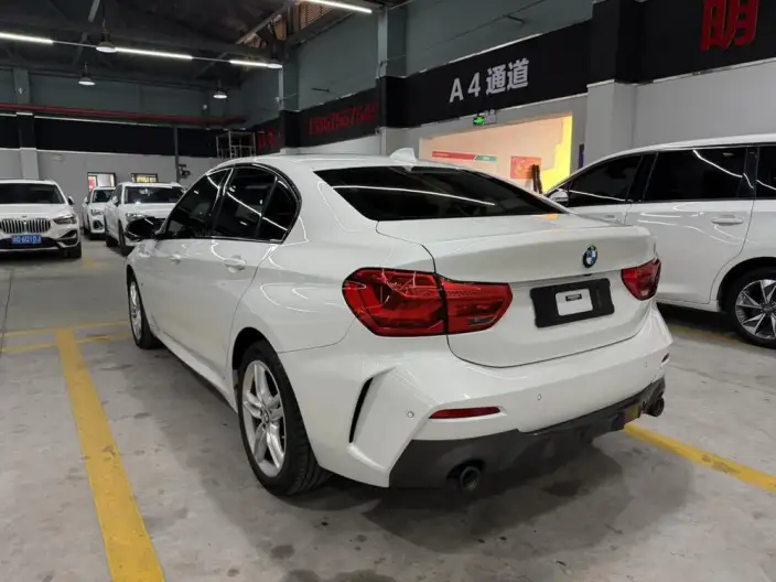 BMW 1 Series 2021 Model 120i M Sports Night Edition – фото 4