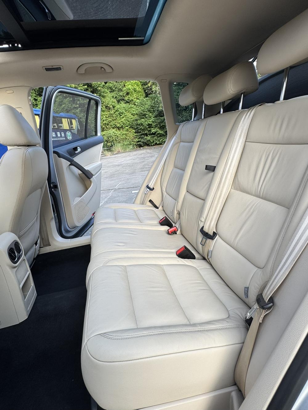 Volkswagen Tiguan 2012 модификация 1.8TSI автоматическое 2WD Elite Edition – фото 14